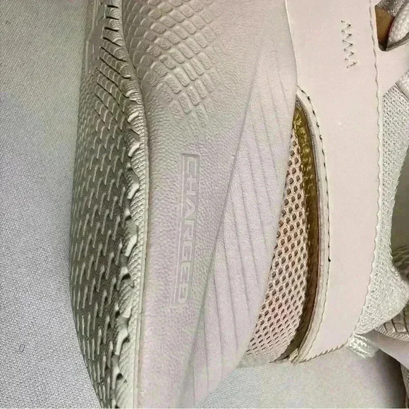 Under armor Charged Breathe Metallic Sport Style Running Sneakers Sz 7.5 - Picture 10 of 16